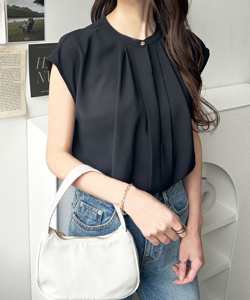 GeeRA(ジーラ)の「フロントタックフレンチスリーブブラウス(シャツ/ブラウス・レディース・アイボリー/ブラック・MEDIUM/LARGE)」の8枚目の写真