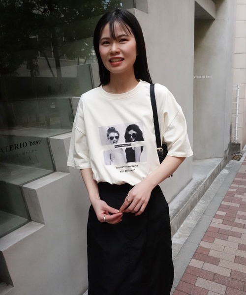 CORNERS（コーナーズ）の「GIRLSプリントTシャツ（Tシャツ/カットソー・レディース・オフホワイト/ブラック/チャコールグレー/ベージュ系その他/グレイッシュベージュ・M）」の10枚目の写真