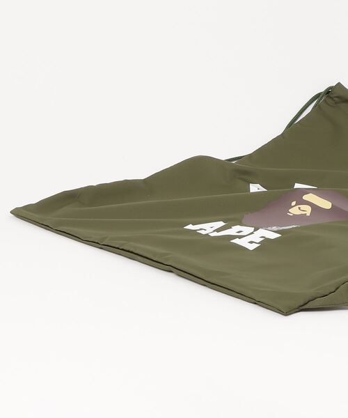 A BATHING APE（アベイシングエイプ）の「GO APE POINTER COLLEGENAPSACK（バックパック/リュック・メンズ・ベージュ/ネイビー/ブラック/オリーブ・FREE）」の9枚目の写真