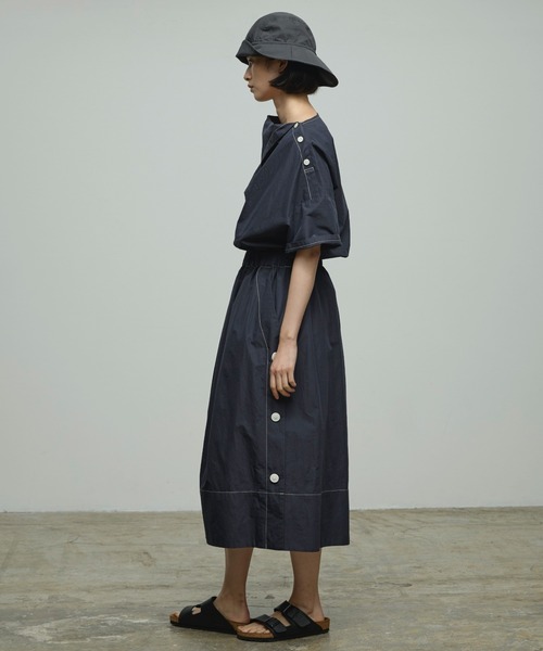 nicholson and nicholson（ニコルソンアンドニコルソン）の「SHIP-W（スカート・レディース・ネイビー・38）」の5枚目の写真