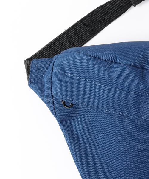 Carhartt WIP(カーハートダブリューアイピー)の「CARHARTT WIP JAKE HIP BAG 1031476(ボディバッグ/ウエストポーチ・メンズ・ダークブルー/モカ/ブラック・FREE)」の8枚目の写真