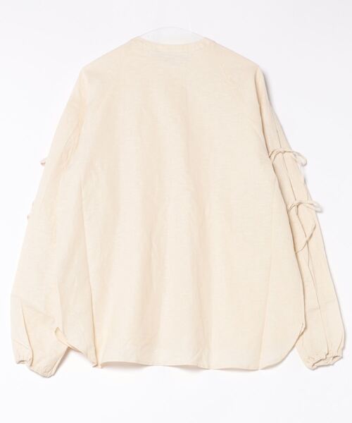 RODEO CROWNS WIDE BOWL（ロデオクラウンズワイドボウル）の「リネン アームリボンシャツ（シャツ/ブラウス・レディース・チャコールグレー/オレンジ系その他/オフホワイト/ブルー系その他・FREE）」の10枚目の写真