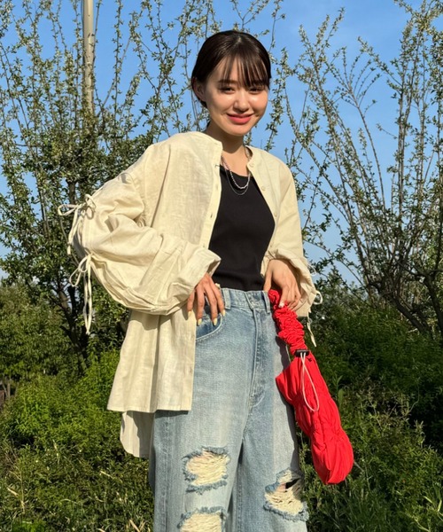 RODEO CROWNS WIDE BOWL（ロデオクラウンズワイドボウル）の「リネン アームリボンシャツ（シャツ/ブラウス・レディース・チャコールグレー/オレンジ系その他/オフホワイト/ブルー系その他・FREE）」の22枚目の写真