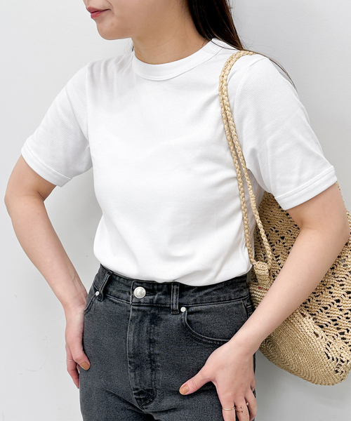 U by SPICK&SPAN(ユーバイスピックアンドスパン)の「【Hanes / ヘインズ】 BEEFYリブクルーネックTシャツ HM1-R103(Tシャツ/カットソー・レディース・ブラック/ホワイト/ライトグレー・FREE)」の14枚目の写真