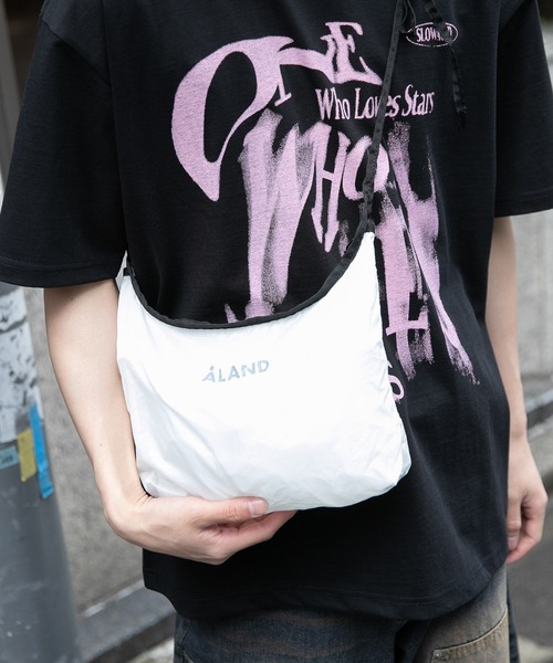 ALAND（エーランド）の「【UNISEX】ALAND／ナイロンムーンBAG（ショルダーバッグ・レディース・ホワイト/ライトグリーン/ネイビー/ブラック/ライトグレー・FREE）」の9枚目の写真