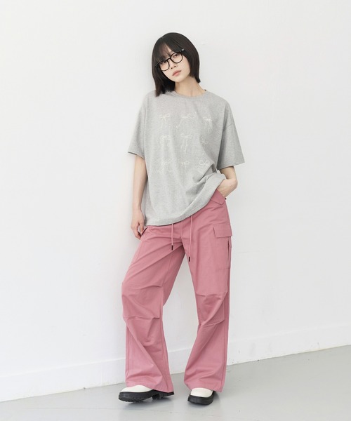 UNE MANSION(ユヌマンション)の「【男女兼用/UNISEX】ウエストストリングケープピンタックカーゴパラシュートパンツ(カーゴパンツ・レディース・ピンク系その他/アイボリー/ブラック・SMALL/LARGE/MEDIUM)」の17枚目の写真