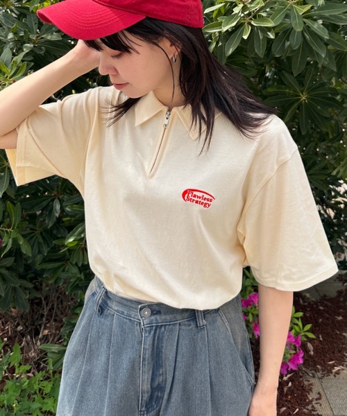 kutir(クティール)の「刺繍ロゴハーフジップTシャツ(Tシャツ/カットソー・レディース・チャコールグレー/オートミール/ブルー/アイボリー・FREE)」の1枚目の写真