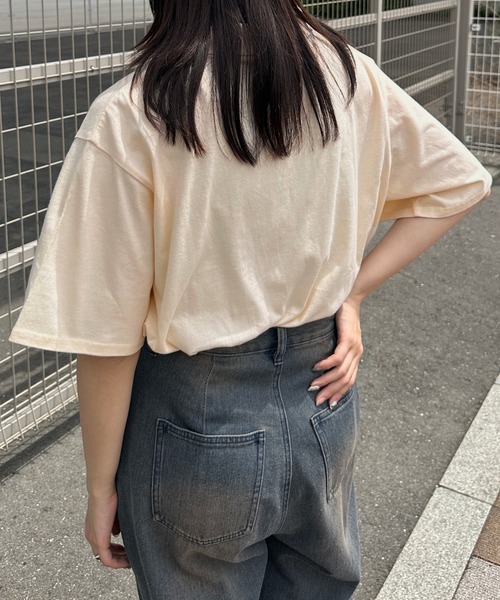 kutir(クティール)の「刺繍ロゴハーフジップTシャツ(Tシャツ/カットソー・レディース・チャコールグレー/オートミール/ブルー/アイボリー・FREE)」の8枚目の写真