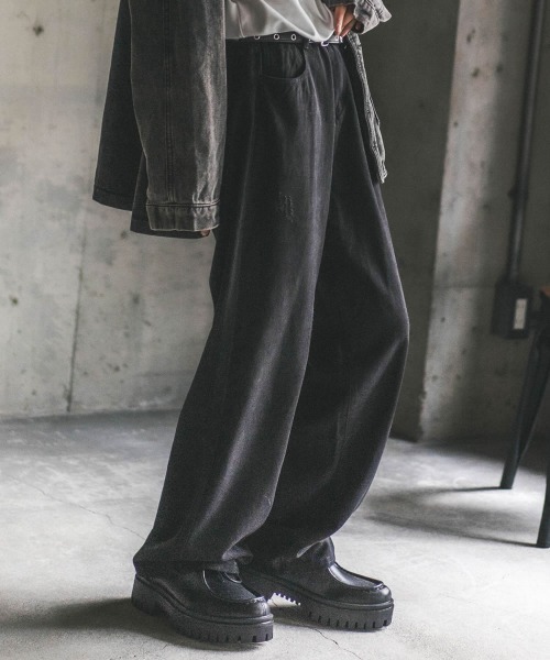 Shoowtime(ショウタイム)の「ヴィンテージメイクオーバーワイドデニムパンツ(デニムパンツ・メンズ・ブラウン系/ブルー/ブルー系/ブラック系/ライトブルー/ブラック・MEDIUM/LARGE/X-LARGE/SMALL)」の22枚目の写真