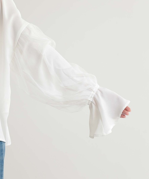 and it_（アンドイット）の「チュールスリーブハイネックブラウス（シャツ/ブラウス・レディース・ブルー/アイボリー/ブラック・M）」の14枚目の写真