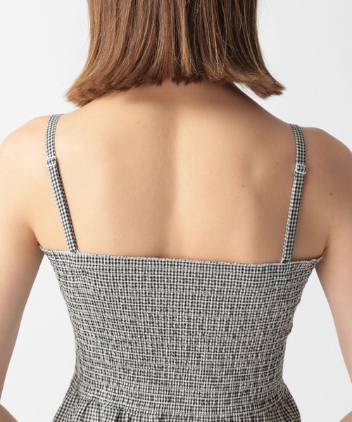 FOREVER 21（フォーエバー トゥエンティーワン）の「【2024SS】ギンガムキャミワンピース（ワンピース・レディース・レッド/ブラック・SMALL/MEDIUM）」の4枚目の写真