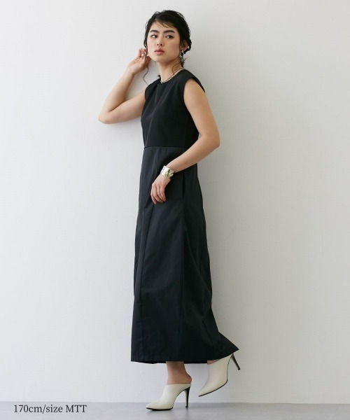 slattgir（スラットジール）の「高身長　ドッキングノースリーブワンピース（トールサイズ）muguet blanc（ワンピース・レディース・グリーン系/ブラック系・3L/LL/L/M）」の8枚目の写真