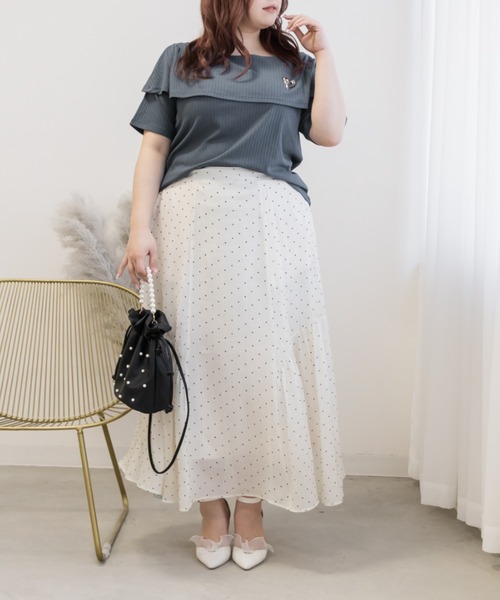 CLETTE(クレット)の「ブローチ付き半袖リブトップス(Tシャツ/カットソー・レディース・ブラック/アイボリー/ブルー・4L/3L/LL)」の21枚目の写真