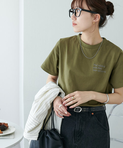 DISCOAT(ディスコート)の「【新色追加】3段ロゴ刺繍ショートTシャツ《WEB限定》(Tシャツ/カットソー・レディース・ホワイト/ピンク/アイボリー/ネイビー/グレー/チャコールグレー/ホワイト系その他/カーキ/イエロー・MEDIUM)」の18枚目の写真