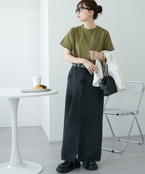 DISCOAT(ディスコート)の「【新色追加】3段ロゴ刺繍ショートTシャツ《WEB限定》(Tシャツ/カットソー・レディース・ホワイト/ピンク/アイボリー/ネイビー/グレー/チャコールグレー/ホワイト系その他/カーキ/イエロー・MEDIUM)」の21枚目の写真