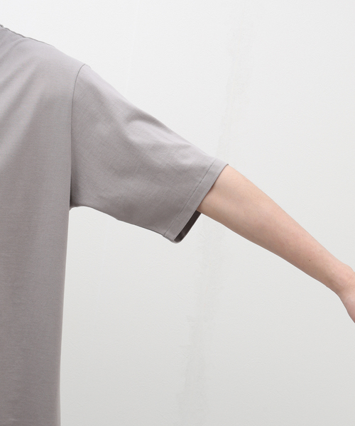 marka（マーカ）の「marka x Yuji Takeuchi (マーカ x ユウジタケウチ) Tag upTEE M24B-12CS01B（Tシャツ/カットソー・メンズ・ライトグレー/ホワイト/ブラック・2/1/3）」の15枚目の写真