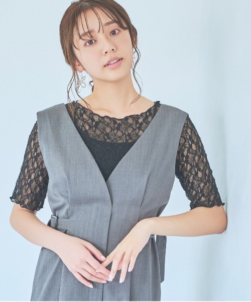 mysty woman(ミスティウーマン)の「ストレッチレースインナープルオーバー半袖 137954(Tシャツ/カットソー・レディース・ブラック/オフホワイト/ライトグリーン・FREE)」の1枚目の写真