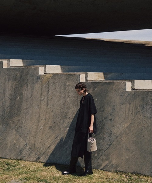 YAHKI（ヤーキ）の「【YAHKI/ヤーキ】YH-644/巾着バッグ（ハンドバッグ・レディース・グレー/ブラック/ブルー・FREE）」の9枚目の写真