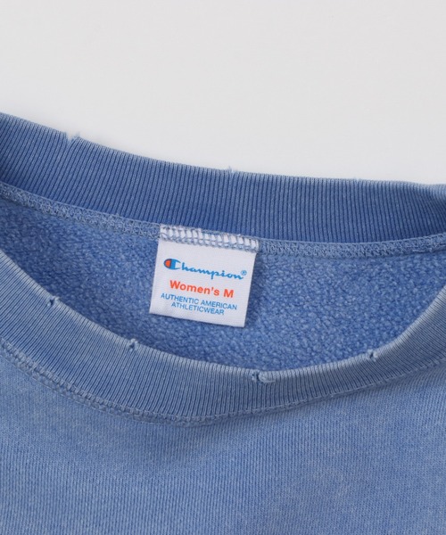 Champion（チャンピオン）の「【Champion/チャンピオン】レディース クルーネックスウェットシャツ（スウェット・レディース・ダークグリーン/ブルー/ブラック系その他/オレンジ系1・LARGE/MEDIUM）」の6枚目の写真