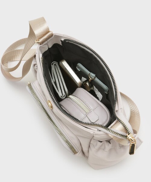 OPAQUE.CLIP（オペークドットクリップ）の「◆【撥水加工／マルチポケット】フロントポケットデザインミニショルダーバッグ（ショルダーバッグ・レディース・ベージュ/ブラック/グレー・00）」の22枚目の写真