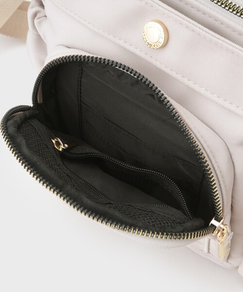 OPAQUE.CLIP（オペークドットクリップ）の「◆【撥水加工／マルチポケット】フロントポケットデザインミニショルダーバッグ（ショルダーバッグ・レディース・ベージュ/ブラック/グレー・00）」の21枚目の写真