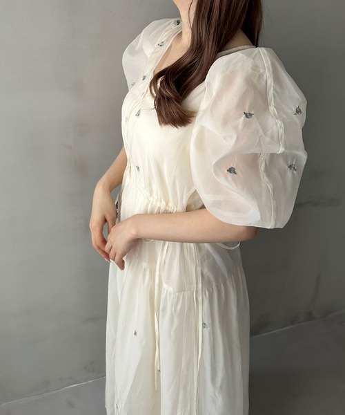 OLIVE des OLIVE（オリーブデオリーブ）の「Rose刺繍ワンピース　1042090010（ワンピース・レディース・アイボリー/ピンク/ブラック・FREE）」の9枚目の写真