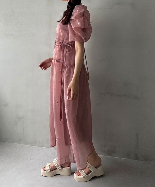 OLIVE des OLIVE（オリーブデオリーブ）の「Rose刺繍ワンピース　1042090010（ワンピース・レディース・アイボリー/ピンク/ブラック・FREE）」の16枚目の写真