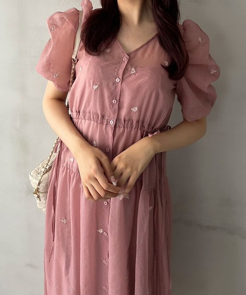 OLIVE des OLIVE（オリーブデオリーブ）の「Rose刺繍ワンピース　1042090010（ワンピース・レディース・アイボリー/ピンク/ブラック・FREE）」の18枚目の写真