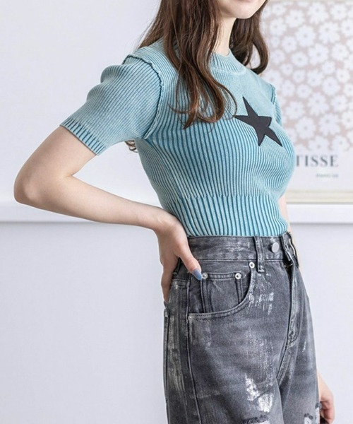 clear（クリア）の「ピグメント加工星ワッペン付キリブニットトップス［ウィッシュコア 大人 カジュアル］≪再入荷≫（ニット/セーター・レディース・ブルー/ブラウン/グレー・F）」の3枚目の写真