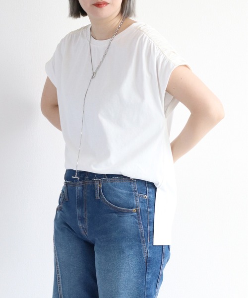 cepo(セポ)の「袖切り替えギャザープルオーバー(Tシャツ/カットソー・レディース・チャコール/オフホワイト/グレイッシュベージュ・M)」の12枚目の写真