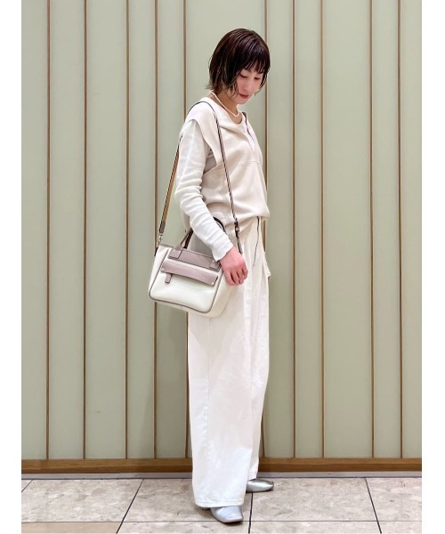 Felisi(フェリージ)の「Felisi(フェリージ) 2wayミニショルダーバッグ 24/7/1/AM+LD(ショルダーバッグ・レディース・アイボリー/ネイビー・ONE SIZE)」の9枚目の写真
