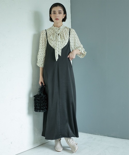 OPAQUE.CLIP（オペークドットクリップ）の「2WAY 柄プリントボウタイブラウス【洗濯機洗い可】（シャツ/ブラウス・レディース・ホワイト系3/ブラック系/ダークブラウン系・40/38/42）」の6枚目の写真