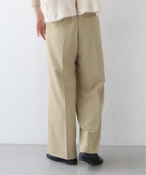 CLEIO（クレイオ）の「【CLEIO】ツイルストレートタックパンツ/TWILL STRAIGHT TUCK PANTS/942-12611（スラックス・レディース・ベージュ/アイボリー・S/M）」の5枚目の写真