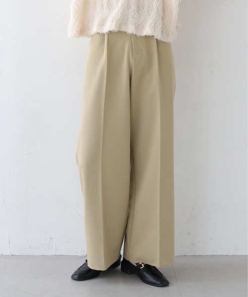 CLEIO（クレイオ）の「【CLEIO】ツイルストレートタックパンツ/TWILL STRAIGHT TUCK PANTS/942-12611（スラックス・レディース・ベージュ/アイボリー・S/M）」の3枚目の写真