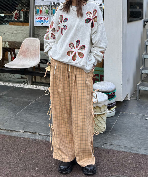 HELLO.SANFRANCISCO(ハローサンフランシスコ)の「【HELLO.SANFRANCISCO/ハローサンフランシスコ】サイドリボンチェックイージーパンツ(その他パンツ・レディース・ベージュ/グレー・MEDIUM/SMALL)」の15枚目の写真