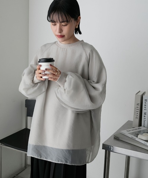 forksy.（フォルクシー）の「【forksy.】シアードッキングオーバーサイズスウェットプルオーバー（スウェット・レディース・スミクロ/グレイッシュベージュ/スモークピンク・FREE）」の17枚目の写真