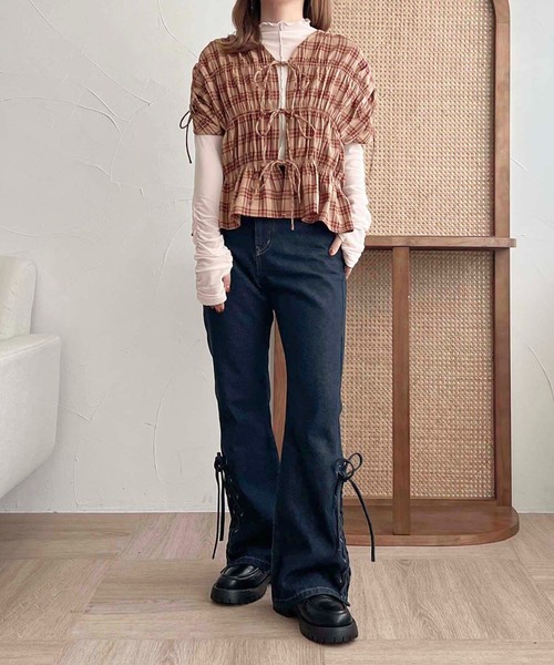 apres jour clair(アプレジュールクレア)の「【apres jour clair】シャーリングデザイントップス【ZOZOTOWN限定アイテム】(シャツ/ブラウス・レディース・アイボリー/レッド系その他/チャコールグレー・フリー/X-LARGE)」の21枚目の写真