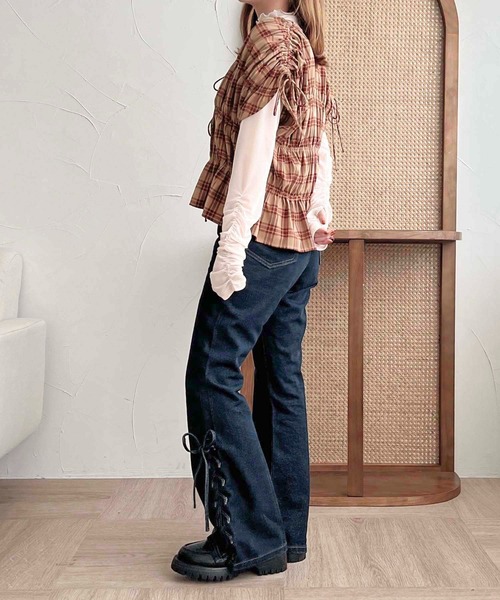 apres jour clair(アプレジュールクレア)の「【apres jour clair】シャーリングデザイントップス【ZOZOTOWN限定アイテム】(シャツ/ブラウス・レディース・アイボリー/レッド系その他/チャコールグレー・フリー/X-LARGE)」の22枚目の写真