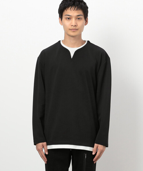 COMME CA ISM（コムサイズム）の「タテ畝ストレッチポンチ  フェイクレイヤード キーネックＴシャツ（長袖）（Tシャツ/カットソー・メンズ・ホワイト/ブラック・MEDIUM/LARGE/X-LARGE）」の7枚目の写真