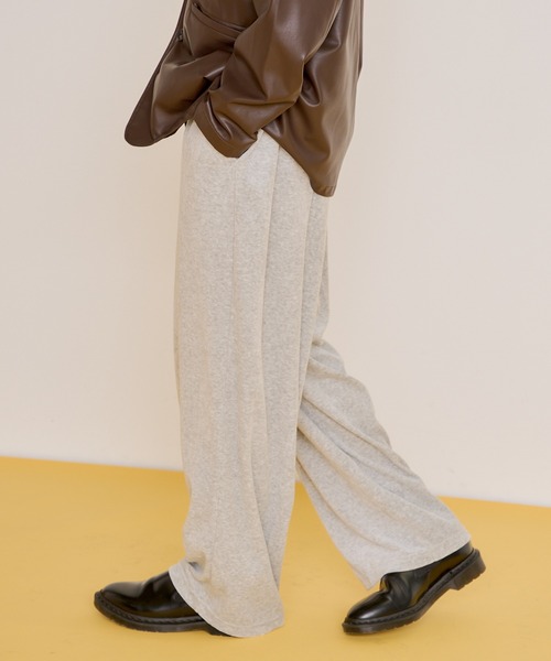 WHIMSIC（ウィムジック）の「【WHIMSIC/2サイズ/SETUP対応】ベロアルーズフィットイージーパンツ（その他パンツ・レディース・チャコールグレー/シルバー/ブラウン・1/2）」の18枚目の写真