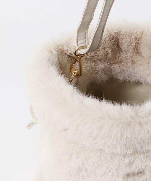 RODE SKO（ロデスコ）の「ウッドボールキンチャクファーバッグ（スカート・レディース・アイボリー/ブラウン/モカ・ONE）」の17枚目の写真