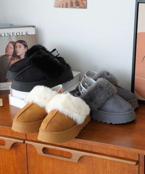 DEMETER（デメテル）の「厚底ソール ボリュームファー バックストラップ ムートンスリッパ（ブーツ・レディース・キャメル/グレー/ブラック・M/L/LL）」の4枚目の写真