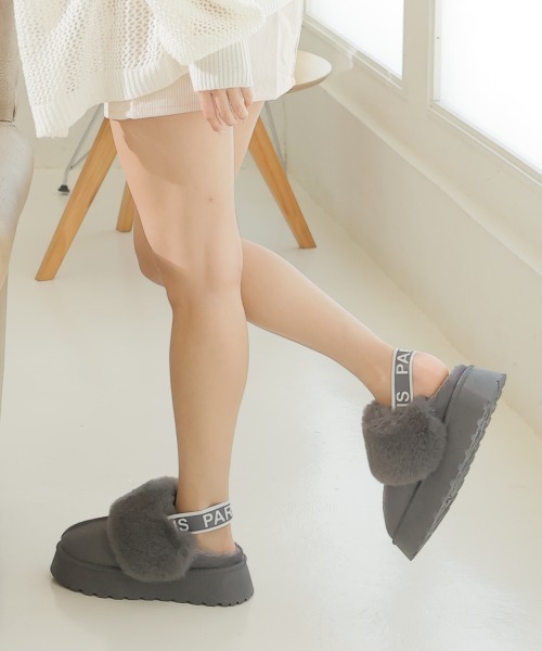 DEMETER（デメテル）の「厚底ソール ボリュームファー バックストラップ ムートンスリッパ（ブーツ・レディース・キャメル/グレー/ブラック・M/L/LL）」の15枚目の写真