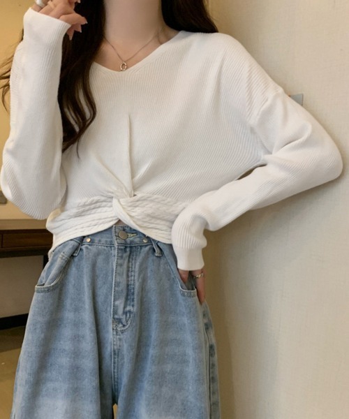 Miniministore(ミニミニストア)の「フロントツイスト ニットプルオーバー秋服(ニット/セーター・レディース・ブラック/ベージュ/アイボリー/グリーン/ホワイト・FREE)」の2枚目の写真