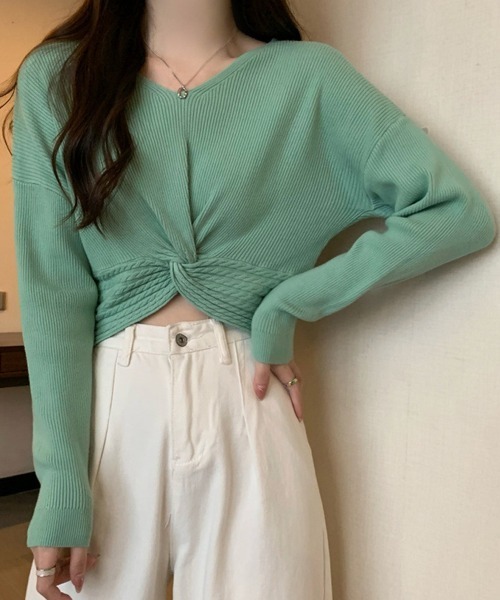 Miniministore(ミニミニストア)の「フロントツイスト ニットプルオーバー秋服(ニット/セーター・レディース・ブラック/ベージュ/アイボリー/グリーン/ホワイト・FREE)」の5枚目の写真