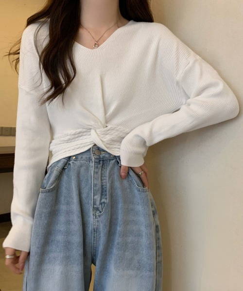 Miniministore(ミニミニストア)の「フロントツイスト ニットプルオーバー秋服(ニット/セーター・レディース・ブラック/ベージュ/アイボリー/グリーン/ホワイト・FREE)」の6枚目の写真