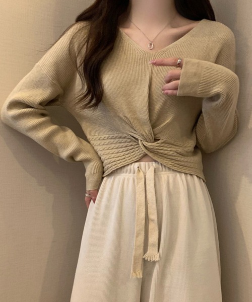 Miniministore(ミニミニストア)の「フロントツイスト ニットプルオーバー秋服(ニット/セーター・レディース・ブラック/ベージュ/アイボリー/グリーン/ホワイト・FREE)」の14枚目の写真