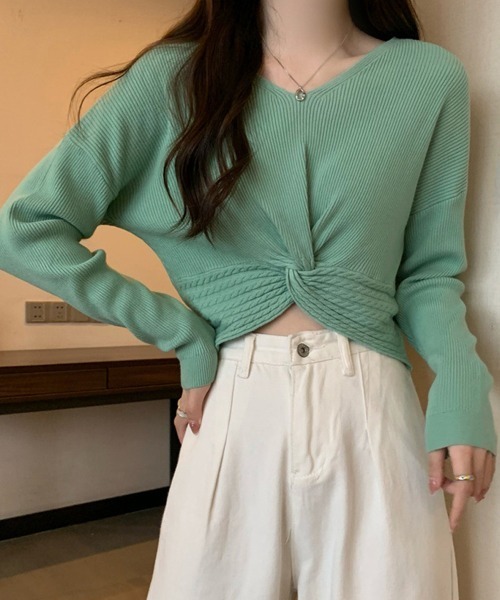 Miniministore(ミニミニストア)の「フロントツイスト ニットプルオーバー秋服(ニット/セーター・レディース・ブラック/ベージュ/アイボリー/グリーン/ホワイト・FREE)」の16枚目の写真