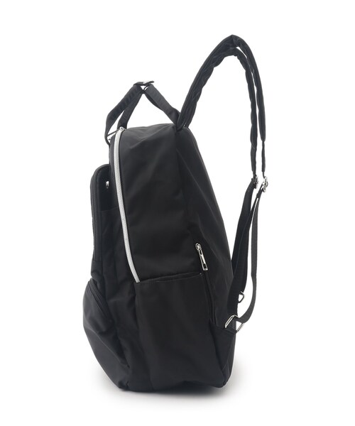 SHOO・LA・RUE（シューラルー）の「【撥水】大人が持ちたい 10ポケット2層リュック（バックパック/リュック・レディース・グレー/ブラック/ブラック系3・00）」の7枚目の写真