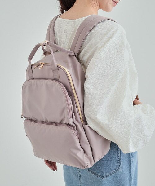 SHOO・LA・RUE（シューラルー）の「【撥水】大人が持ちたい 10ポケット2層リュック（バックパック/リュック・レディース・グレー/ブラック/ブラック系3・00）」の19枚目の写真